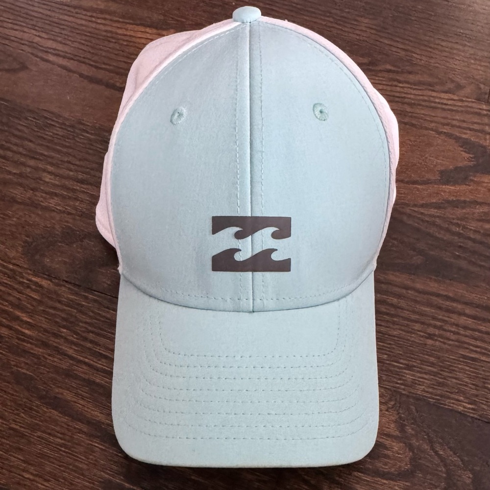 L/XL Billabong Hat